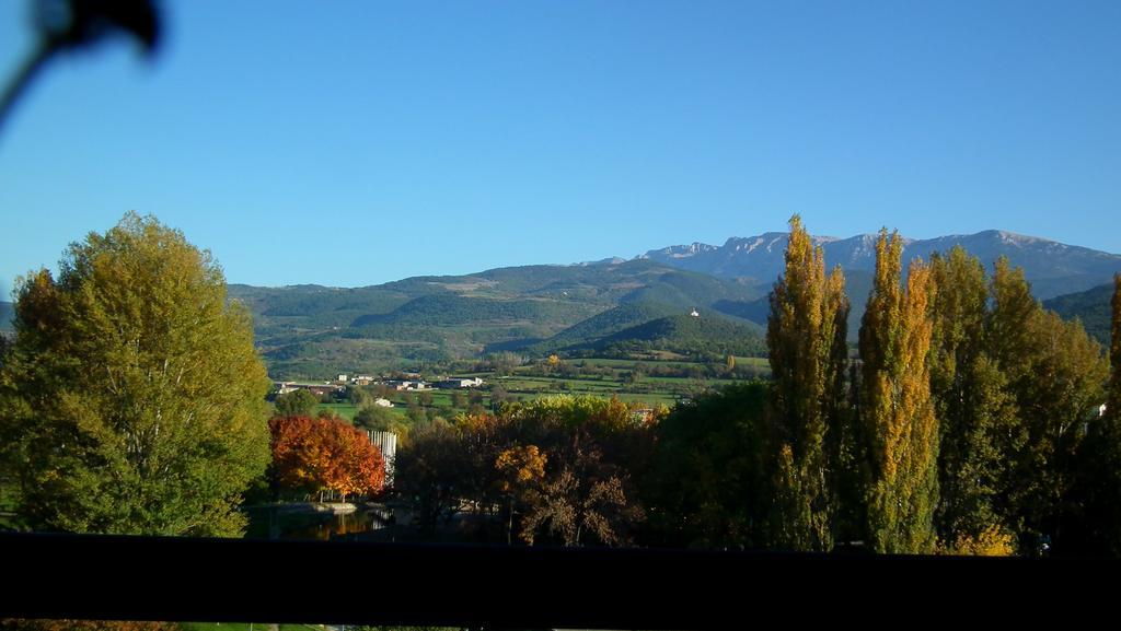 Bed and Breakfast Casa Catharina La Seu d'Urgell Esterno foto
