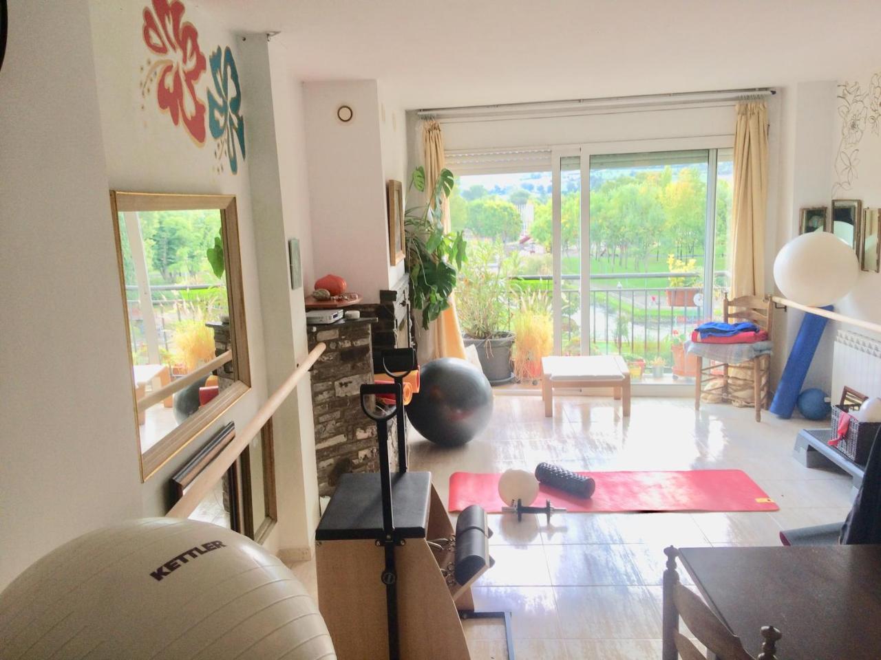 Bed and Breakfast Casa Catharina La Seu d'Urgell Esterno foto