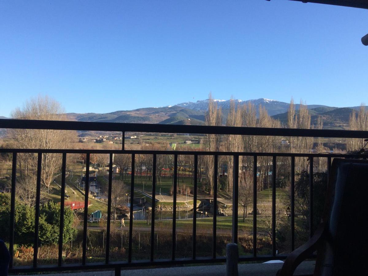 Bed and Breakfast Casa Catharina La Seu d'Urgell Esterno foto